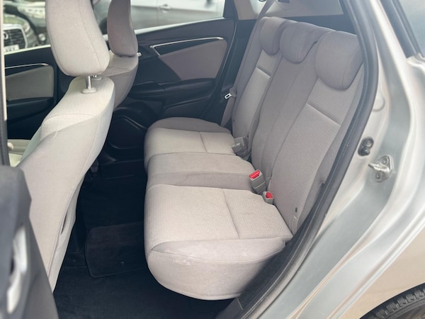 Used Honda Fit 2025 for sale - 75696366: Photo 41