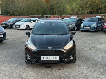 Used Ford Fiesta 2017 for sale - 76513026: Photo