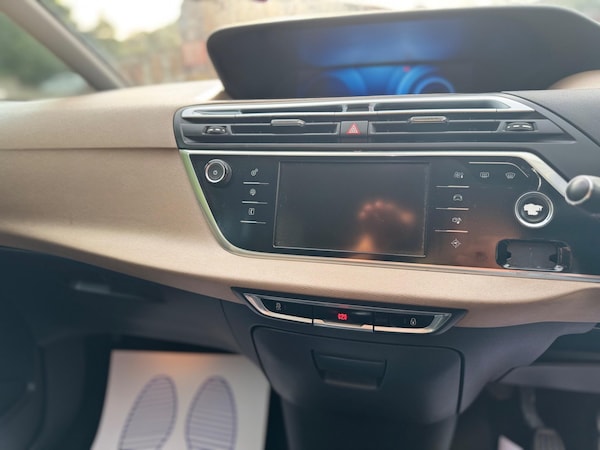 Used Citroen C4 Picasso 2014 for sale - 75141180: Photo 30