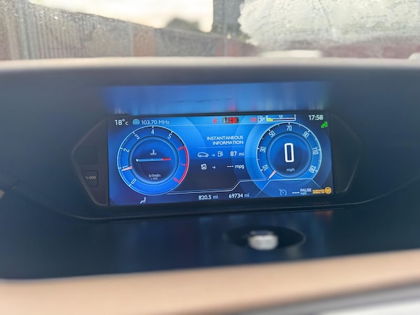 Used Citroen C4 Picasso 2014 for sale - 75141180: Photo 32