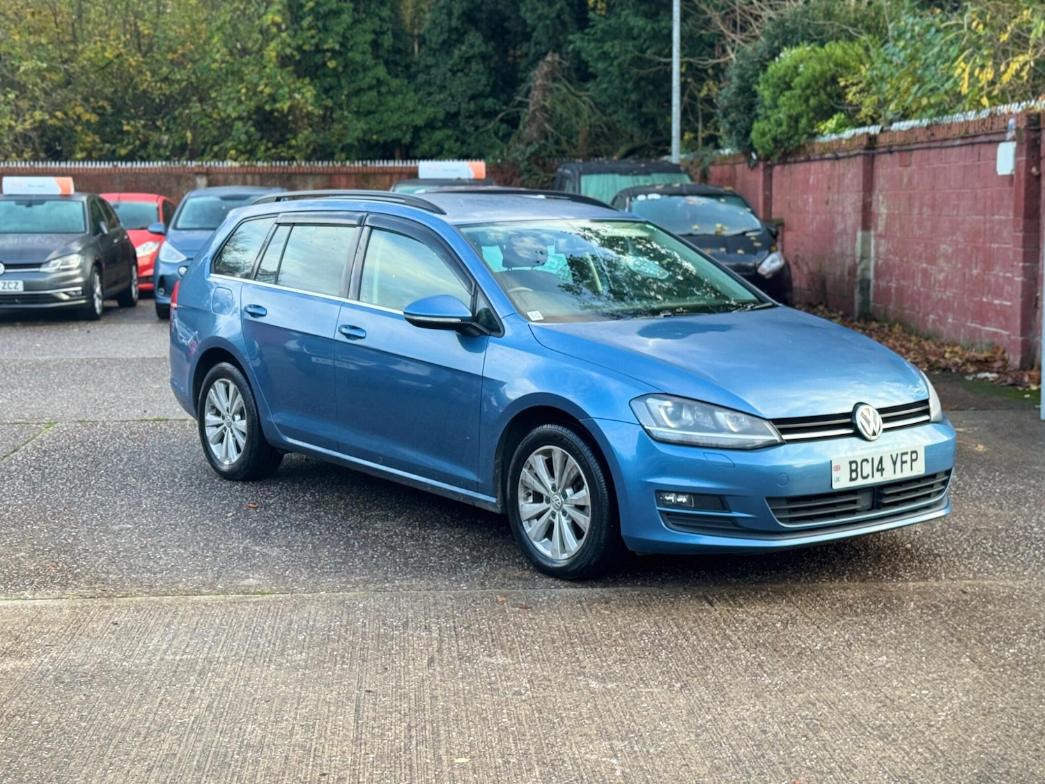 Used Volkswagen Golf 2025 for sale - 76584368: Photo 1