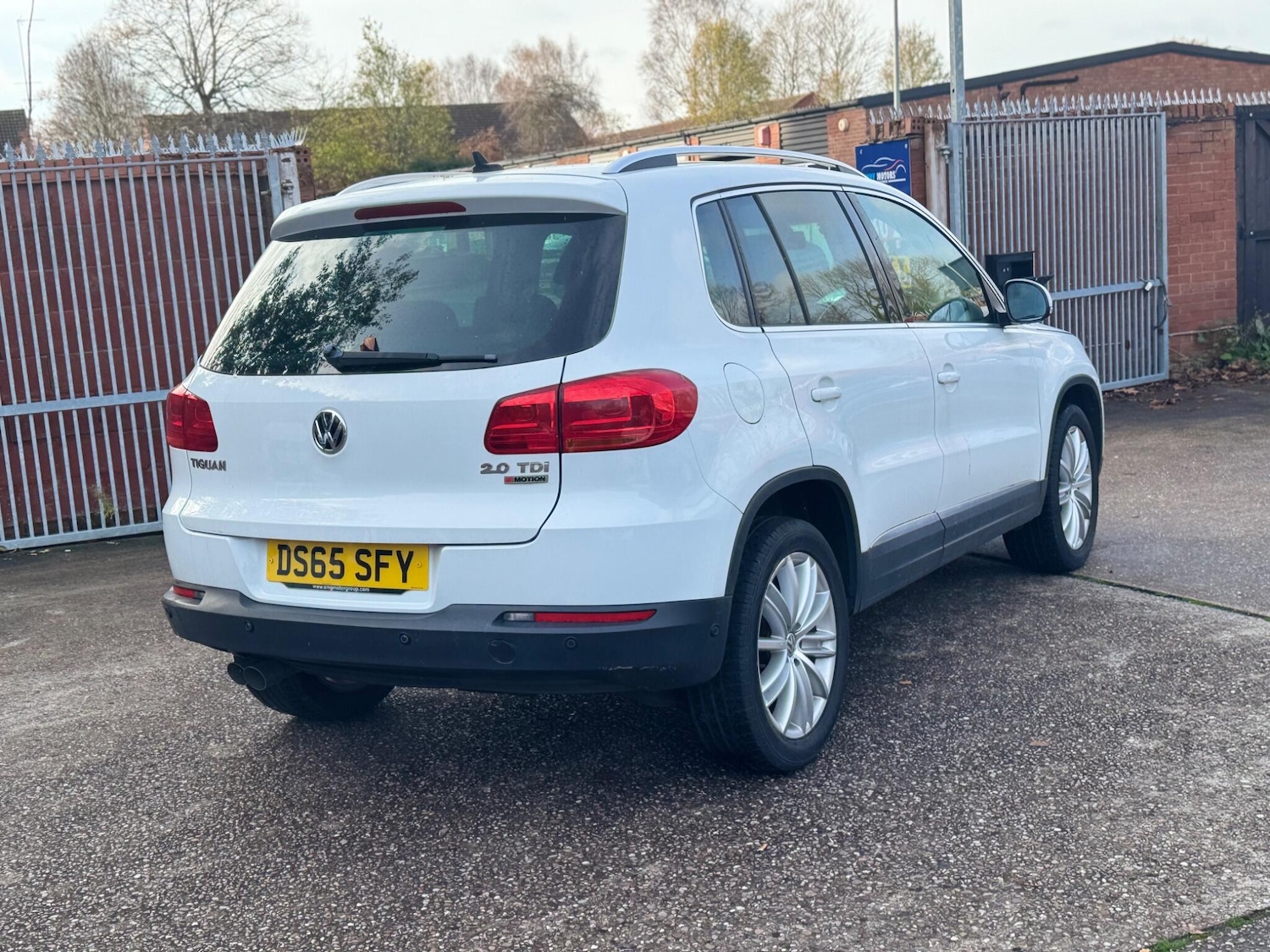 Used Volkswagen Tiguan 2016 for sale - 76633882: Photo 5