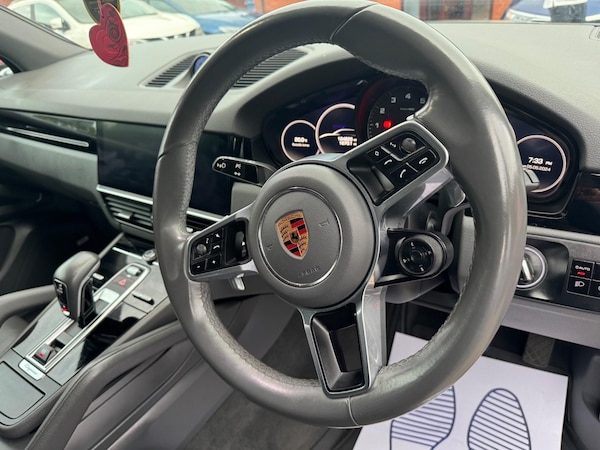 Used Porsche Cayenne 2018 for sale - 75645688: Photo 16