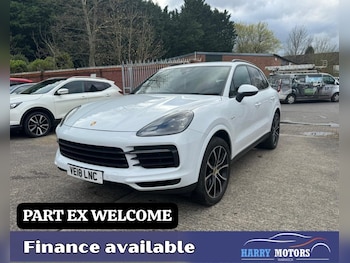 Used Porsche Cayenne 2018 for sale - 75645688: Photo