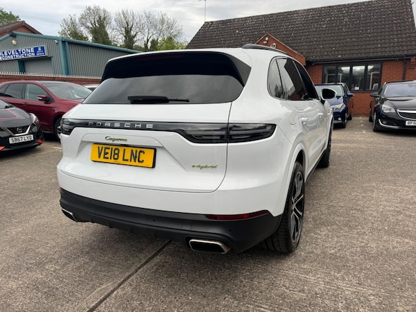 Used Porsche Cayenne 2018 for sale - 75645688: Photo 30