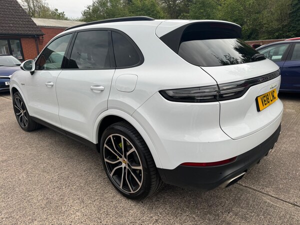 Used Porsche Cayenne 2018 for sale - 75645688: Photo 33