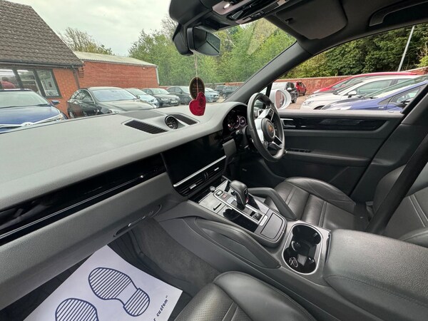 Used Porsche Cayenne 2018 for sale - 75645688: Photo 44