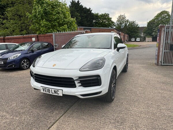Used Porsche Cayenne 2018 for sale - 75645688: Photo 4