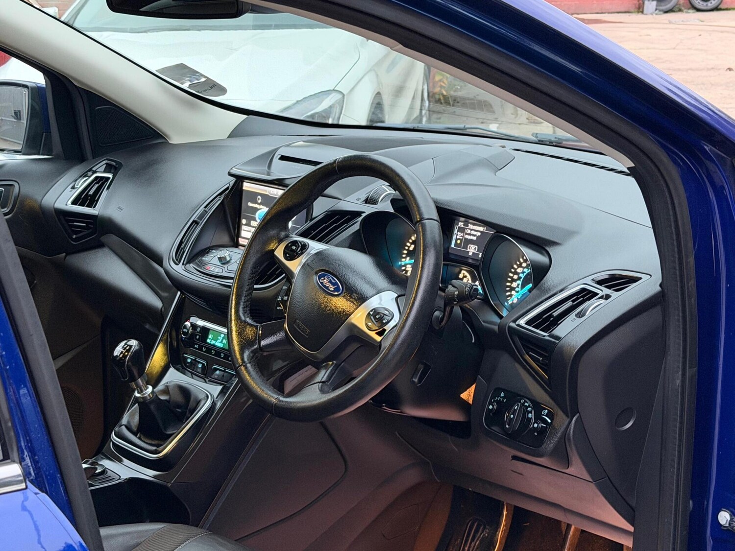 Used Ford Kuga 2016 for sale - 76632671: Photo 31