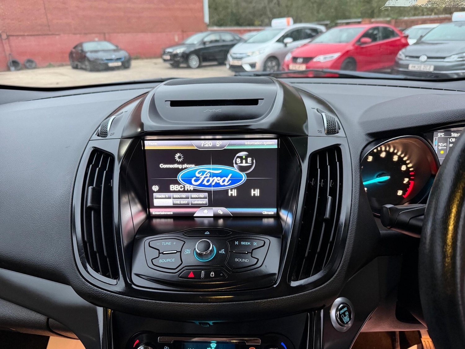 Used Ford Kuga 2016 for sale - 76632671: Photo 34