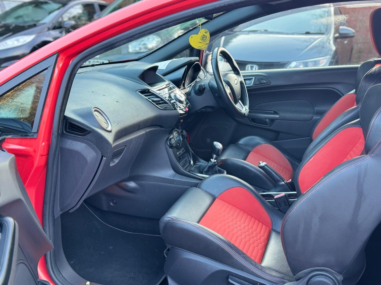 Used Ford Fiesta 2017 for sale - 76989767: Photo 15