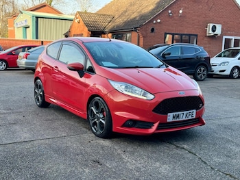 2017 (17) - 1.6 EcoBoost ST-3 3dr