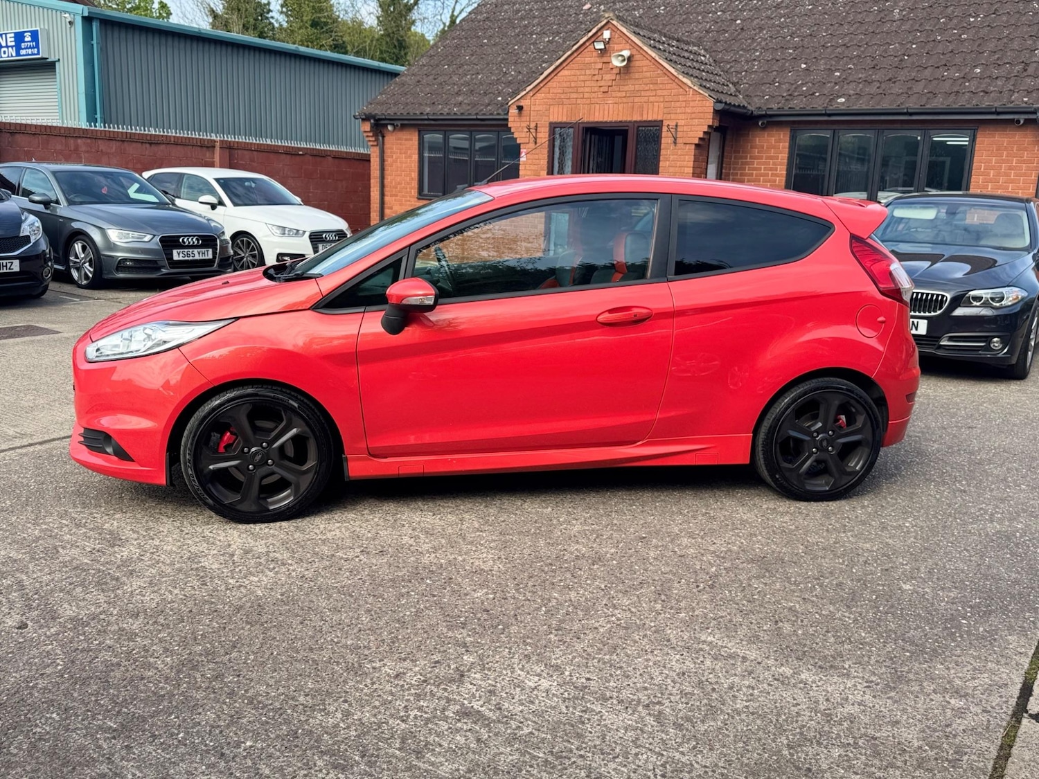 Used Ford Fiesta 2017 for sale - 76989767: Photo 40