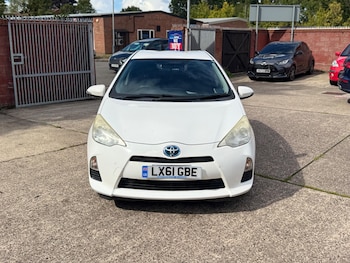 Used Toyota Aqua 2012 for sale - 75883240: Photo