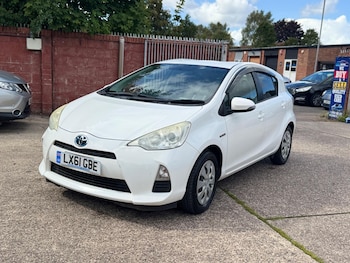 Used Toyota Aqua 2012 for sale - 75883240: Photo