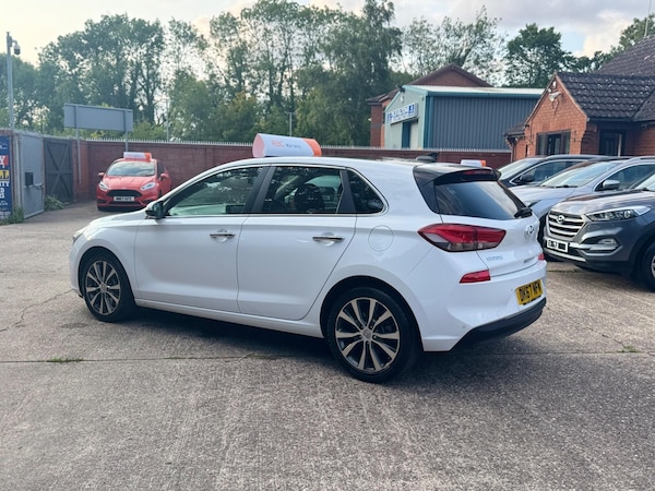 Used Hyundai i30 2017 for sale - 75492535: Photo 11
