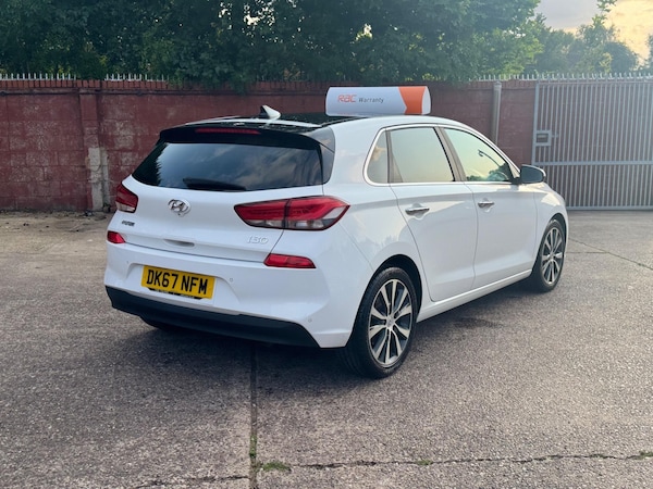 Used Hyundai i30 2017 for sale - 75492535: Photo 14