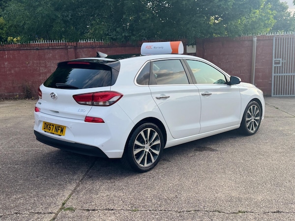 Used Hyundai i30 2017 for sale - 75492535: Photo 15