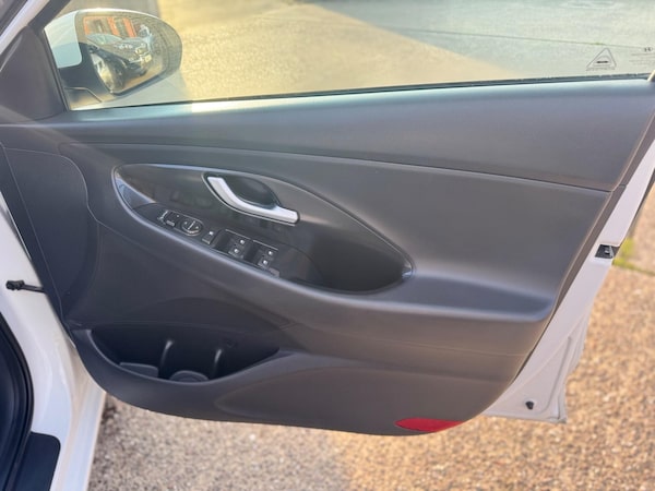 Used Hyundai i30 2017 for sale - 75492535: Photo 29