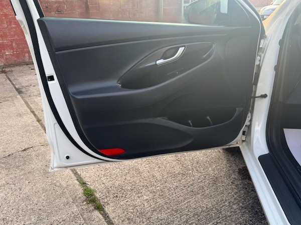 Used Hyundai i30 2017 for sale - 75492535: Photo 55
