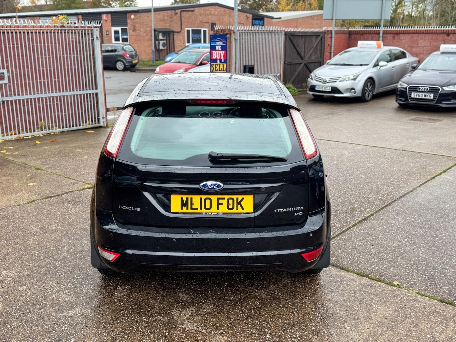 Used Ford Focus 2010 for sale - 76499735: Photo 12