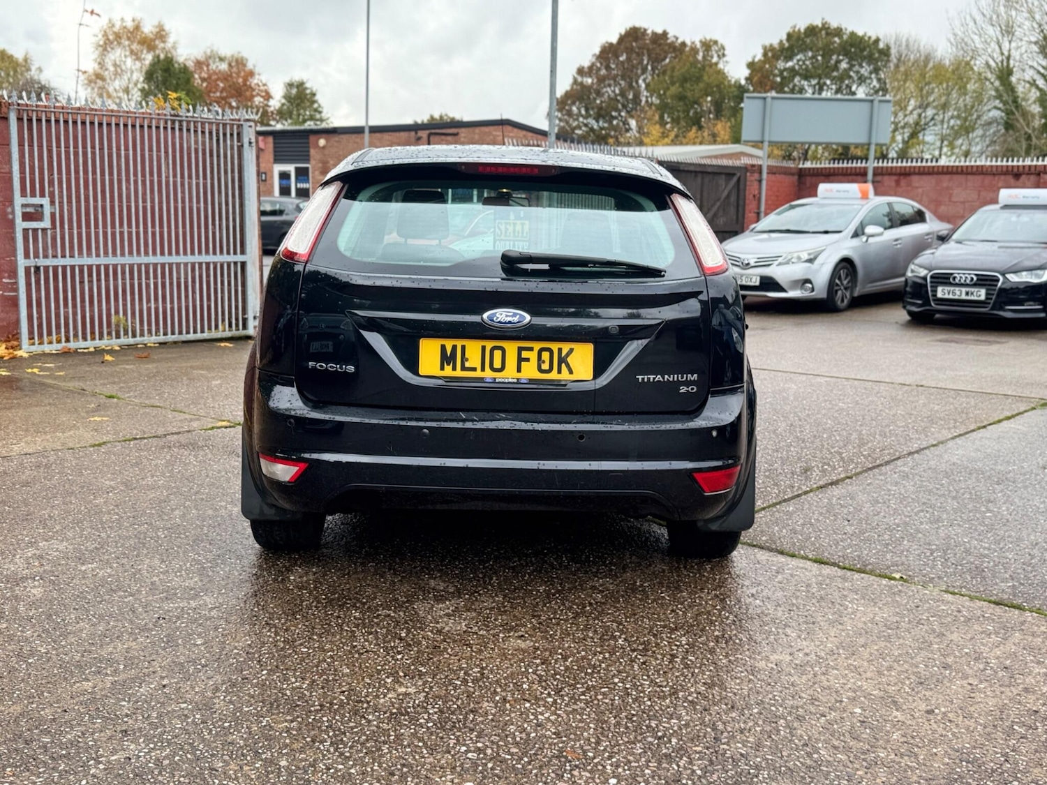 Used Ford Focus 2010 for sale - 76499735: Photo 13