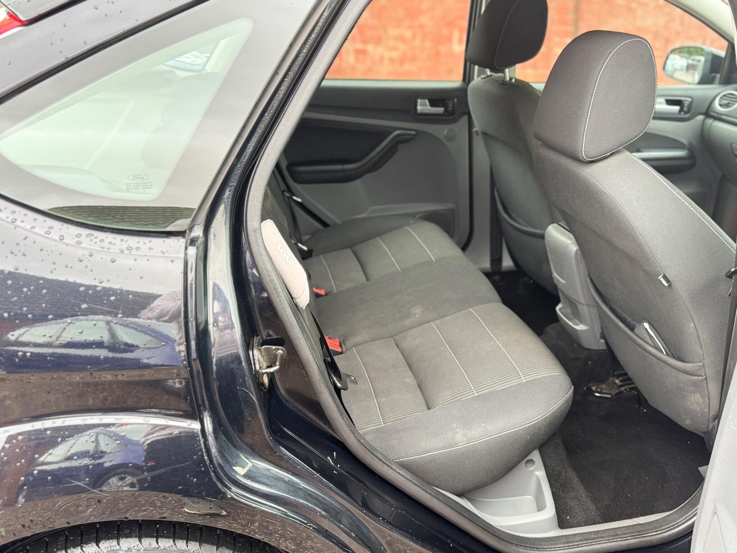 Used Ford Focus 2010 for sale - 76499735: Photo 25