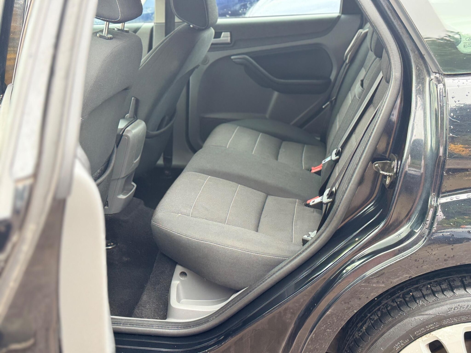 Used Ford Focus 2010 for sale - 76499735: Photo 39