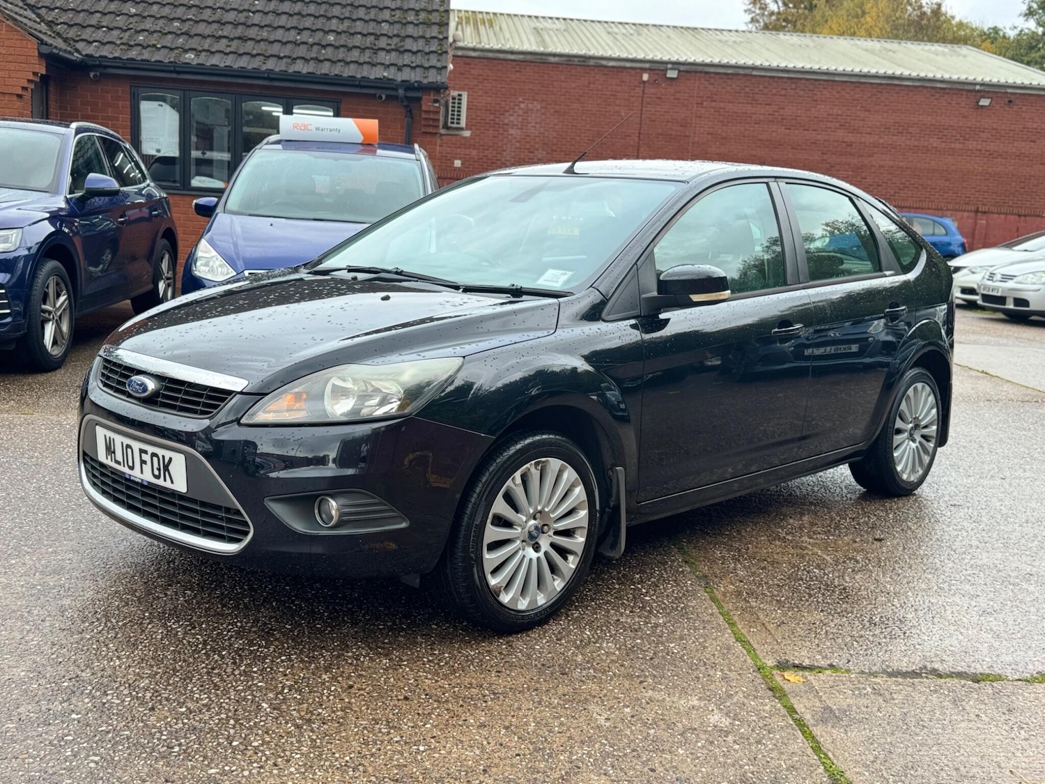 Used Ford Focus 2010 for sale - 76499735: Photo 8