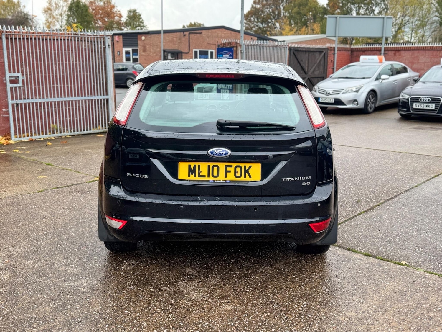 Used Ford Focus 2010 for sale - 76499735: Photo 9