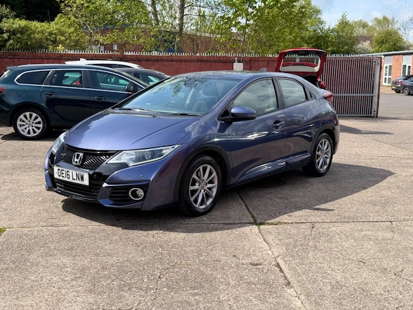 Used Honda Civic 2016 for sale - 74396100: Photo 5