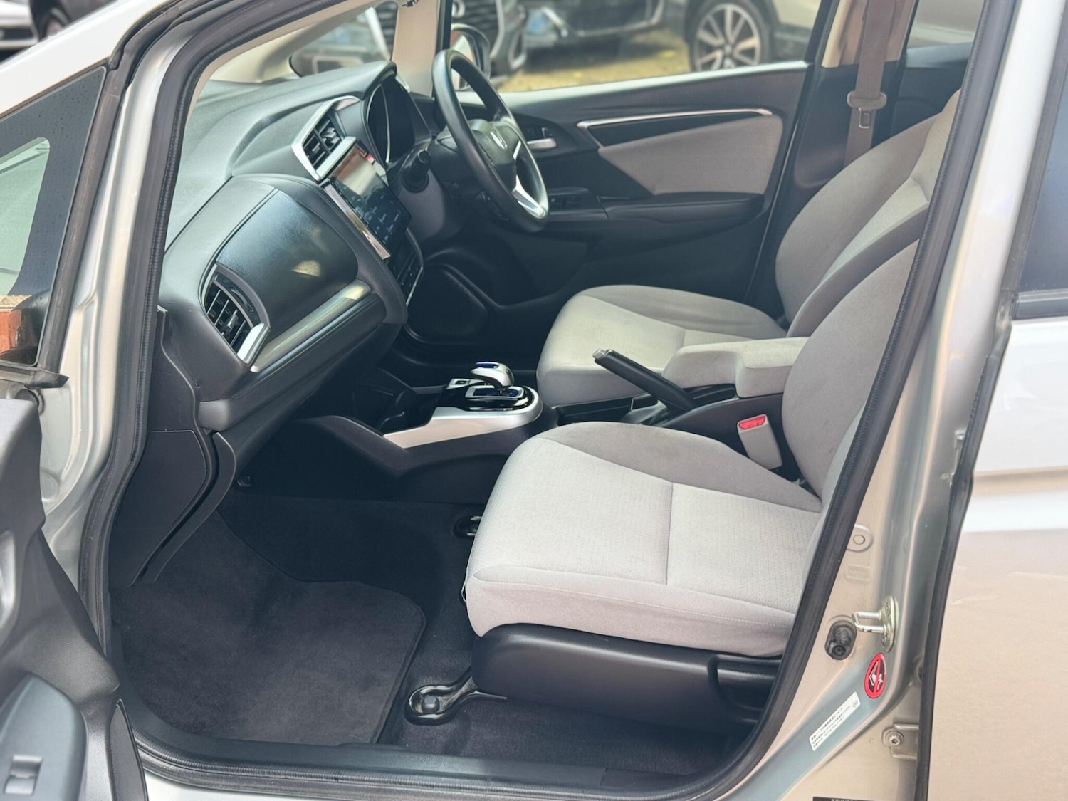 Used Honda Fit 2025 for sale - 76988708: Photo 46