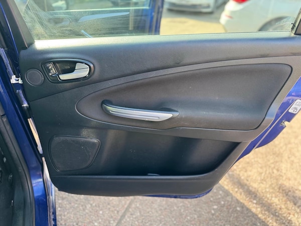 Used Ford Galaxy 2014 for sale - 74978347: Photo 30