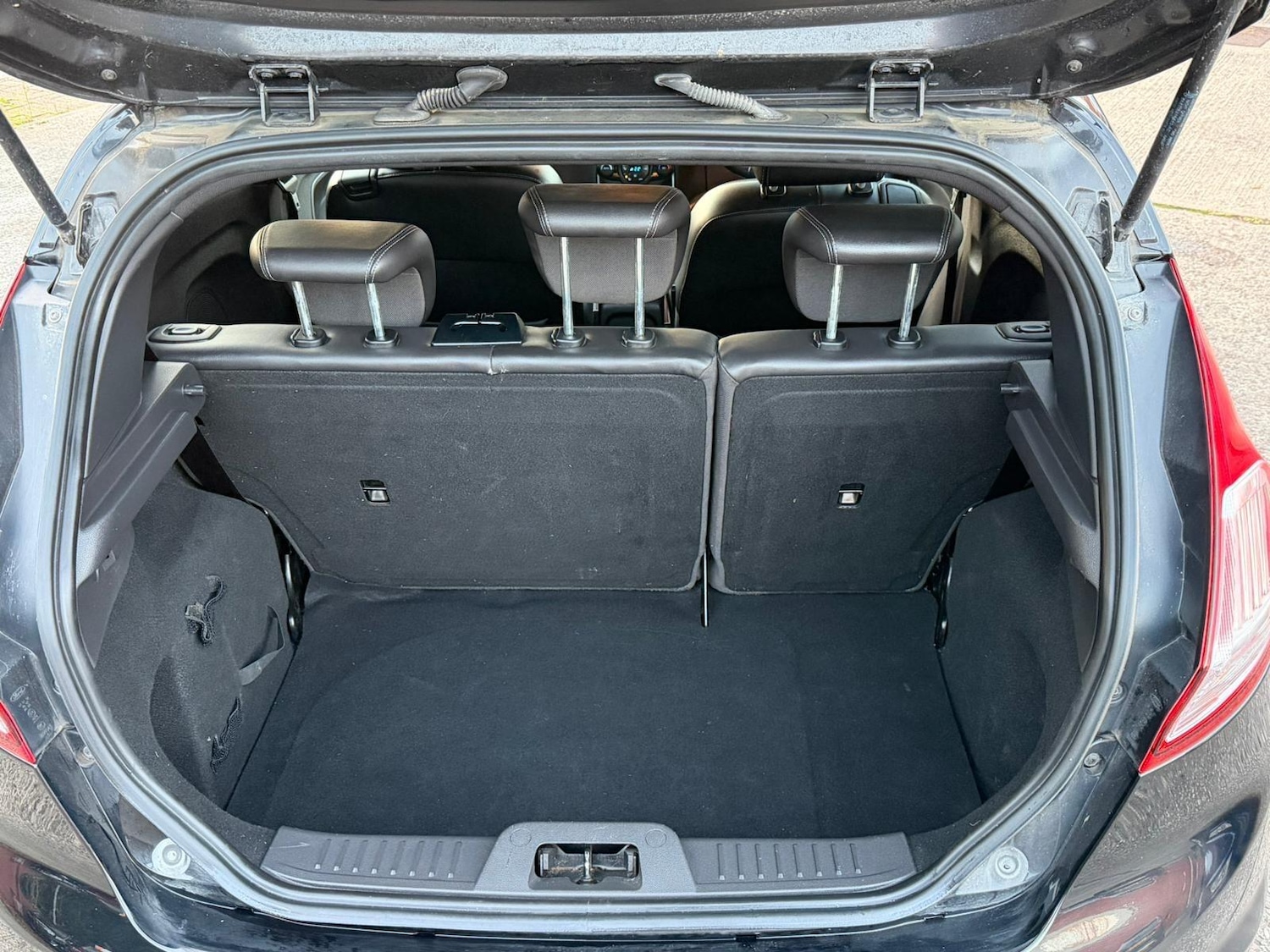 Used Ford Fiesta 2017 for sale - 76995731: Photo 17