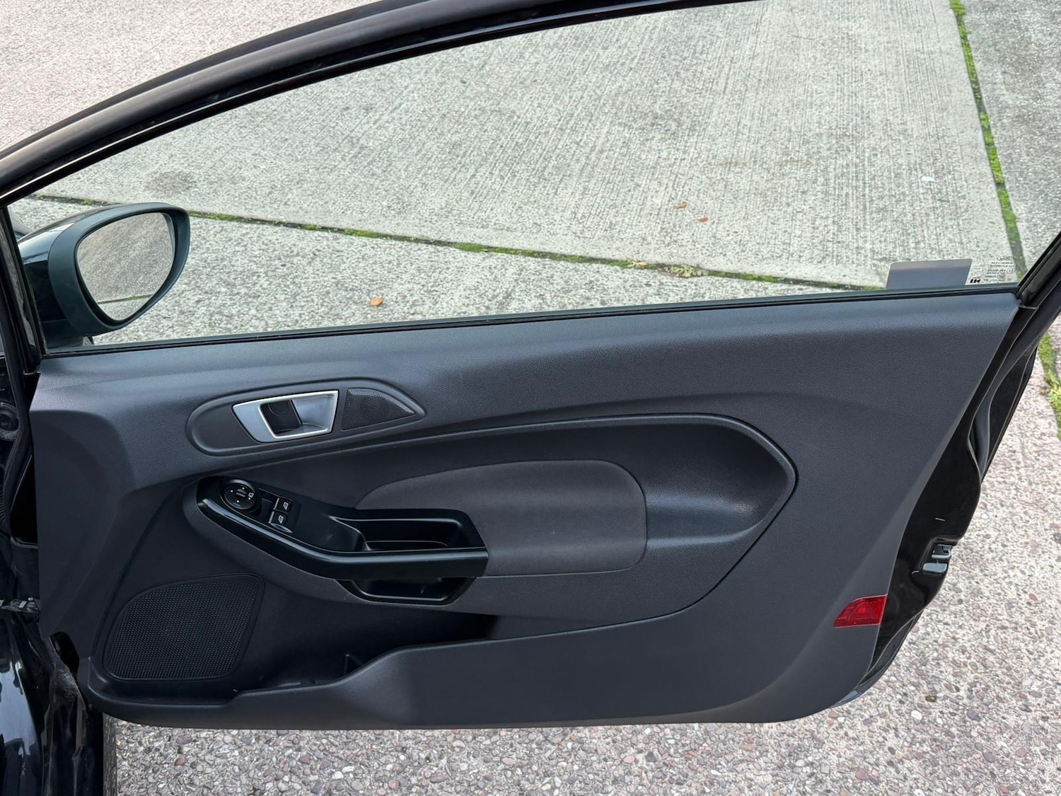 Used Ford Fiesta 2017 for sale - 76995731: Photo 41