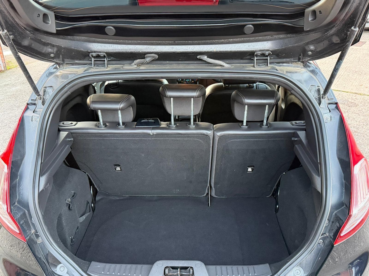 Used Ford Fiesta 2017 for sale - 76995731: Photo 9