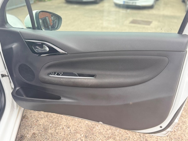 Used DS Automobiles DS 3 2016 for sale - 75769292: Photo 27