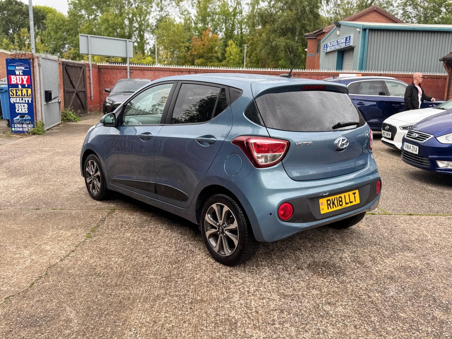 Used Hyundai i10 2018 for sale - 76988103: Photo 13
