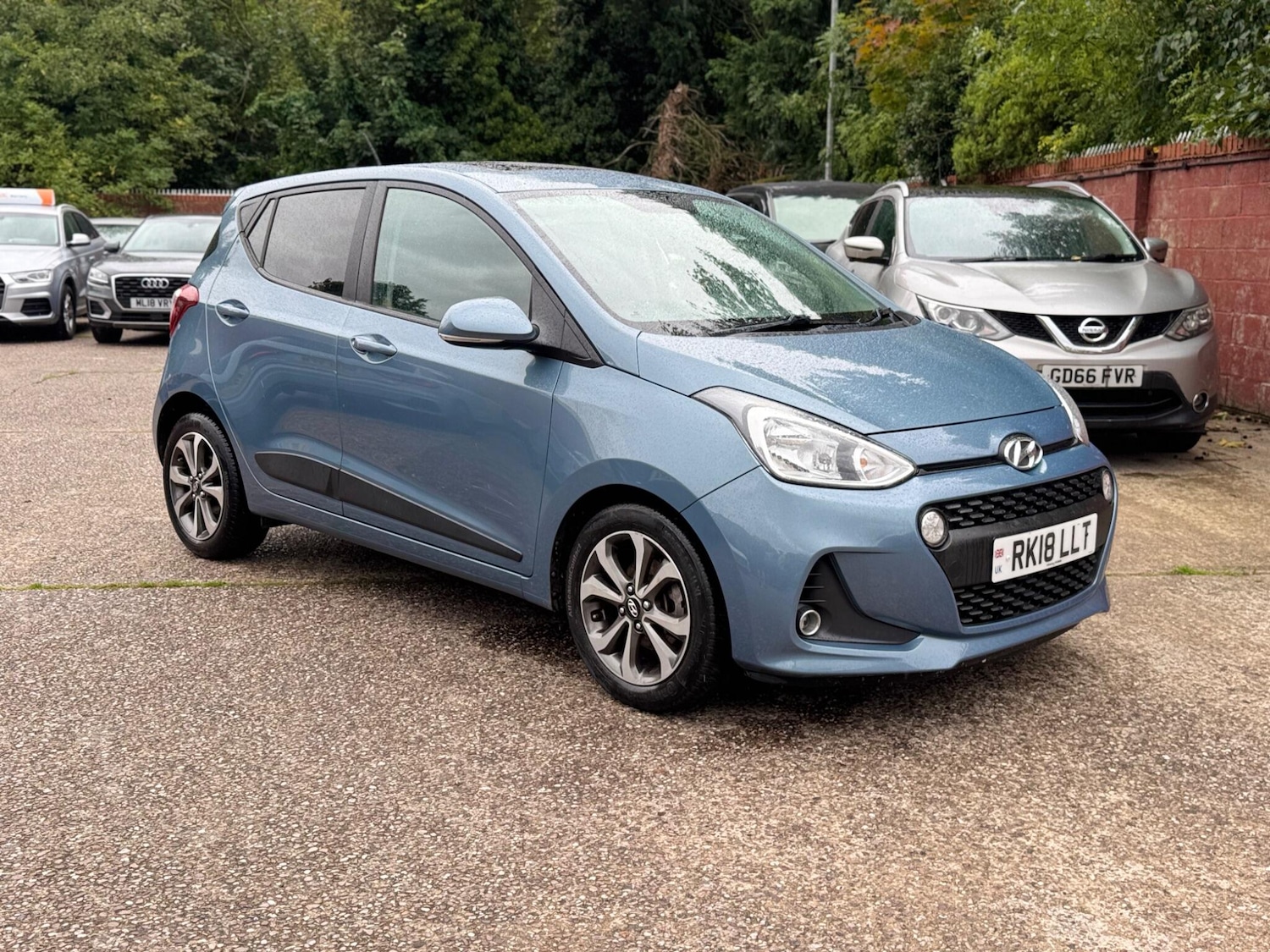 Used Hyundai i10 2018 for sale - 76988103: Photo 20