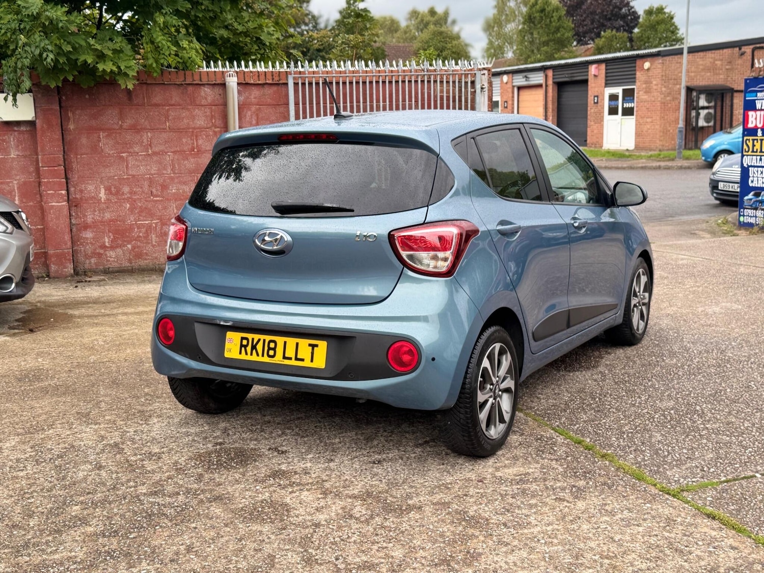 Used Hyundai i10 2018 for sale - 76988103: Photo 4