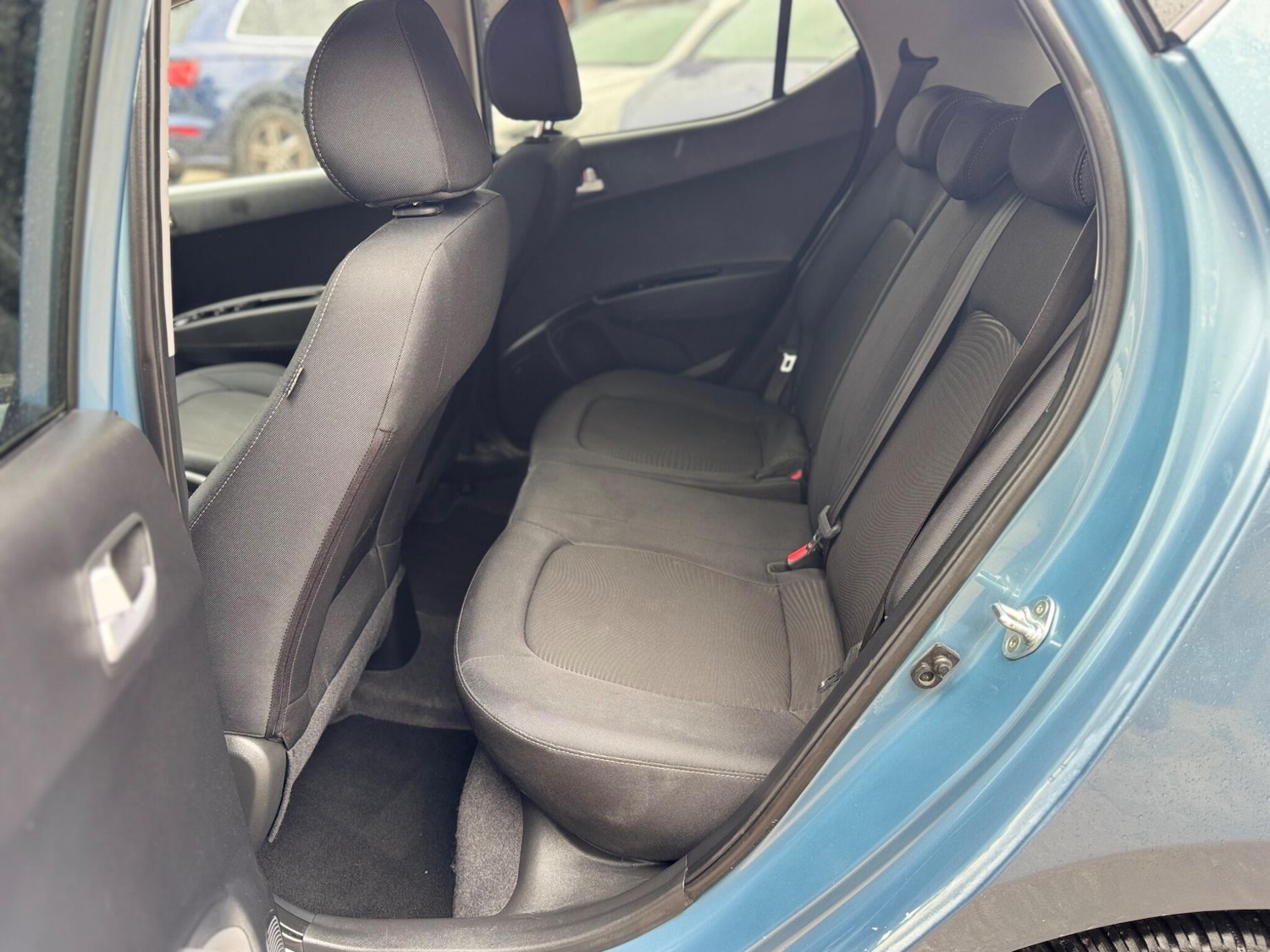 Used Hyundai i10 2018 for sale - 76988103: Photo 51