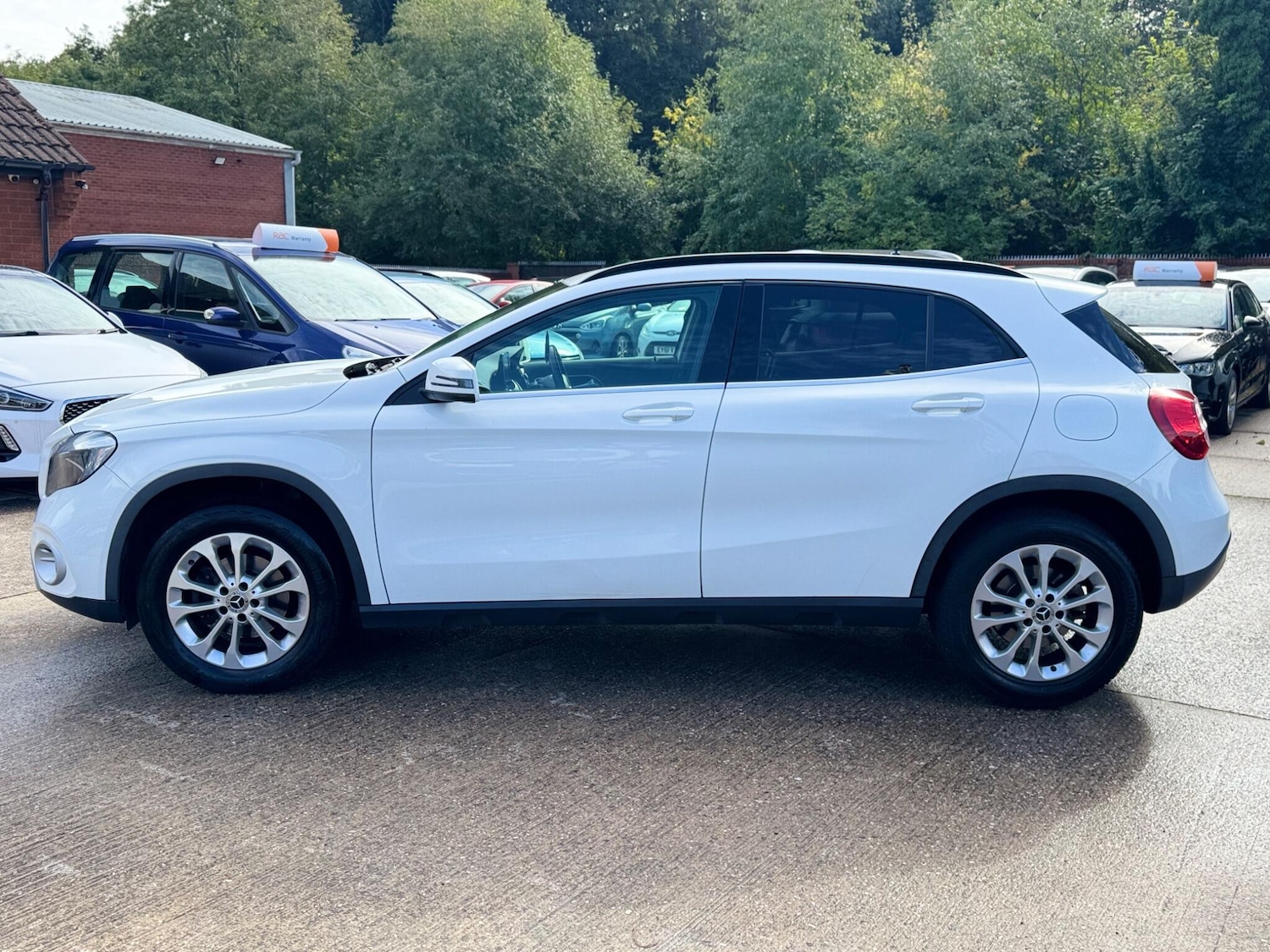 Used Mercedes-Benz GLA 2018 for sale - 76137921: Photo 11
