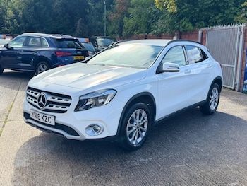 Mercedes-Benz - GLA