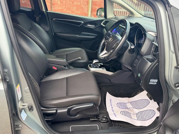 Used Honda Fit 2025 for sale - 75696615: Photo 24