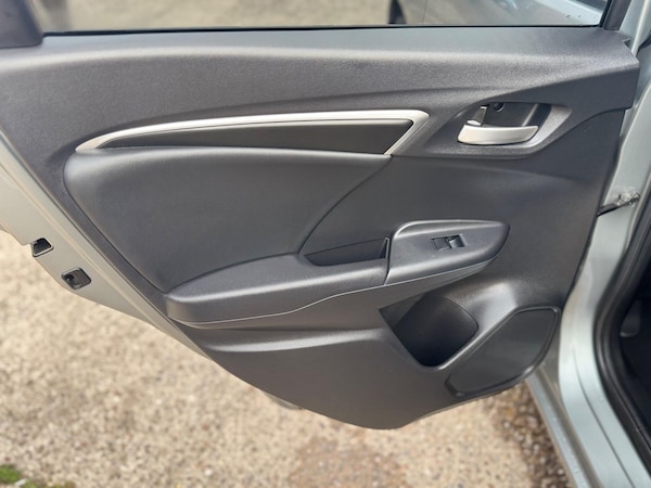 Used Honda Fit 2025 for sale - 75696615: Photo 39