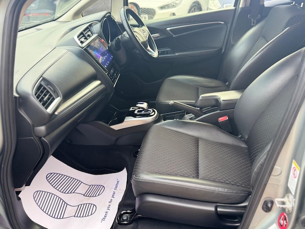 Used Honda Fit 2025 for sale - 75696615: Photo 40