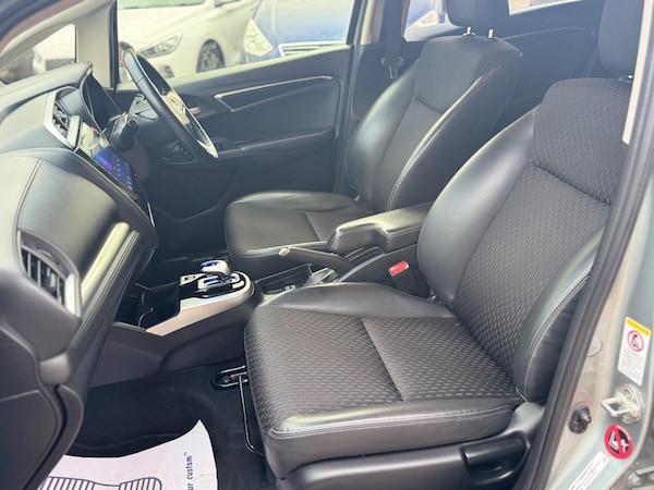 Used Honda Fit 2025 for sale - 75696615: Photo 41