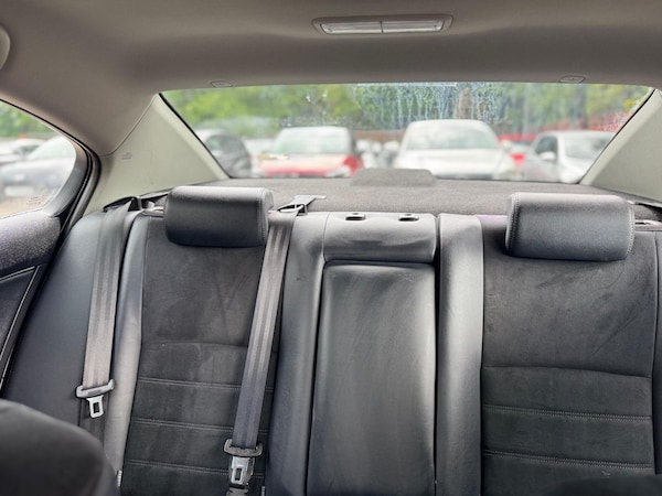Used Toyota Avensis 2015 for sale - 74758685: Photo 23