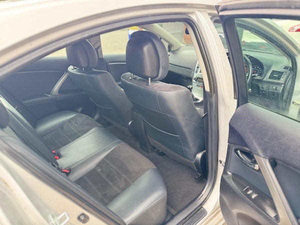 Used Toyota Avensis 2015 for sale - 74758685: Photo 31