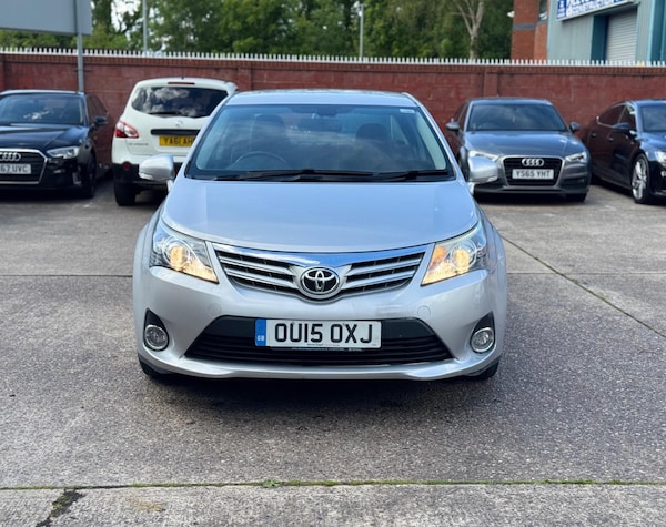 Used Toyota Avensis 2015 for sale - 74758685: Photo 39